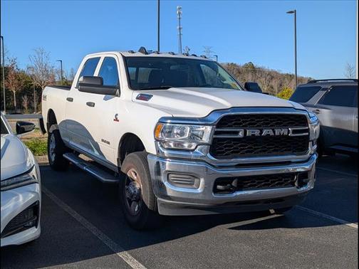 2020 RAM 2500 Tradesman Crew Cab 4X4 6'4' Box