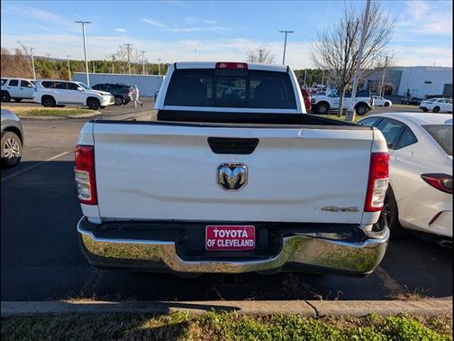 2020 RAM 2500 Tradesman Crew Cab 4X4 6'4' Box