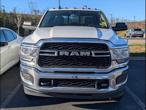2020 RAM 2500 Tradesman Crew Cab 4X4 6'4' Box