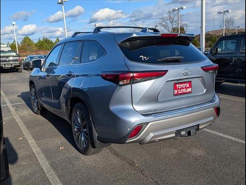 2021 Toyota Highlander Platinum