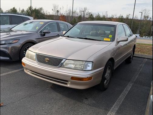 1997 Toyota Avalon XL