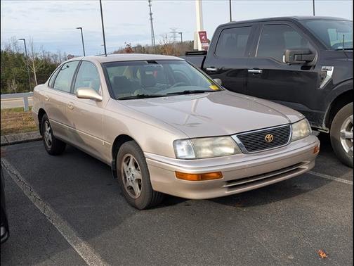 1997 Toyota Avalon XL