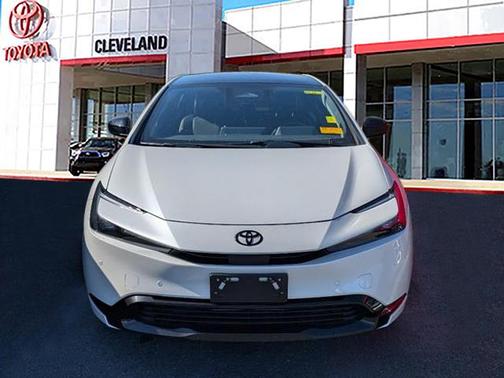 2025 Toyota Prius L