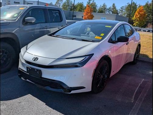 2025 Toyota Prius L