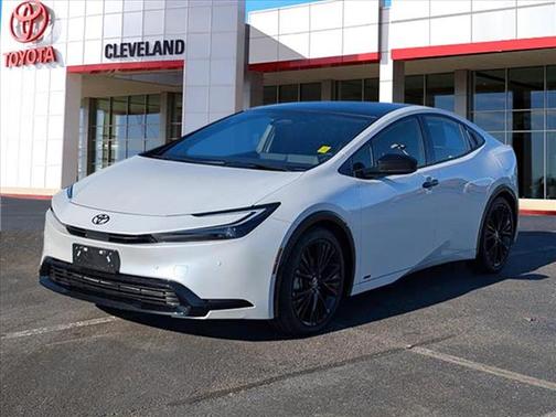 2025 Toyota Prius L