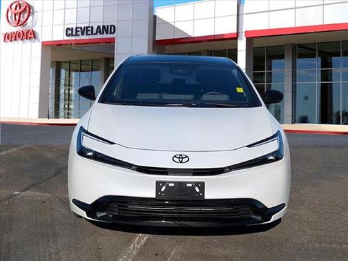 2025 Toyota Prius L