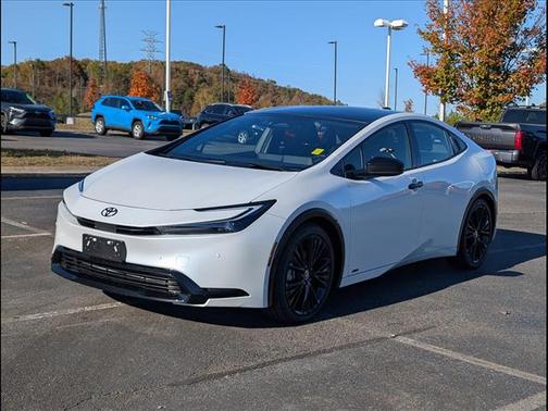 2025 Toyota Prius L