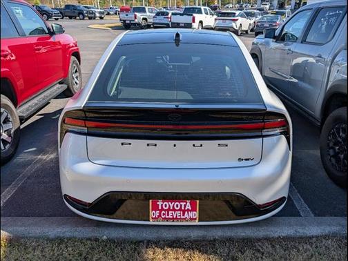 2025 Toyota Prius L