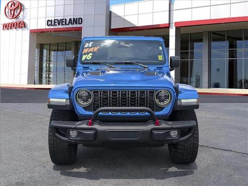 Hydro Blue Pearlcoat 2025 Jeep Gladiator Rubicon