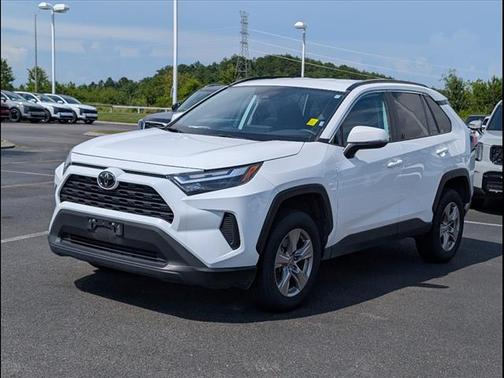 2023 Toyota RAV4 XLE