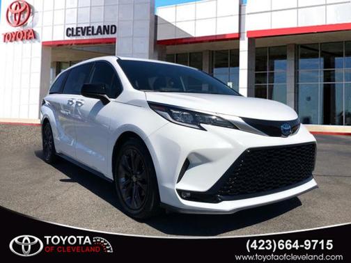 2023 Toyota Sienna XSE 7 Passenger
