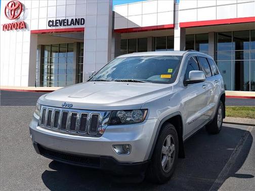 Bright Silver Metallic Clearcoat 2012 Jeep Grand Cherokee Laredo