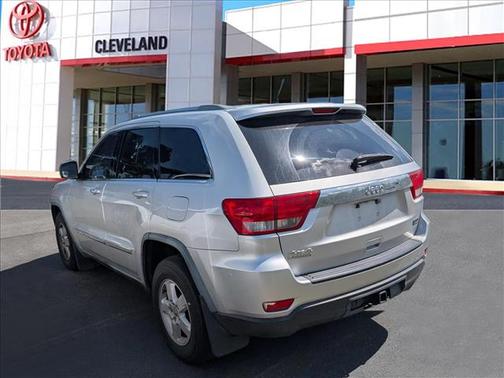 Bright Silver Metallic Clearcoat 2012 Jeep Grand Cherokee Laredo