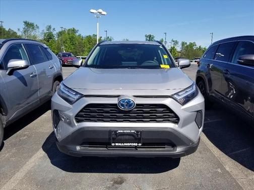2023 Toyota RAV4 Hybrid XLE
