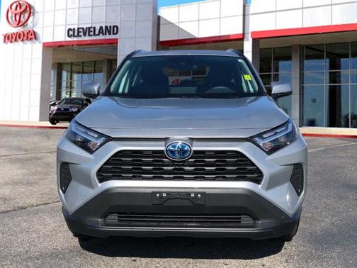 2023 Toyota RAV4 Hybrid XLE