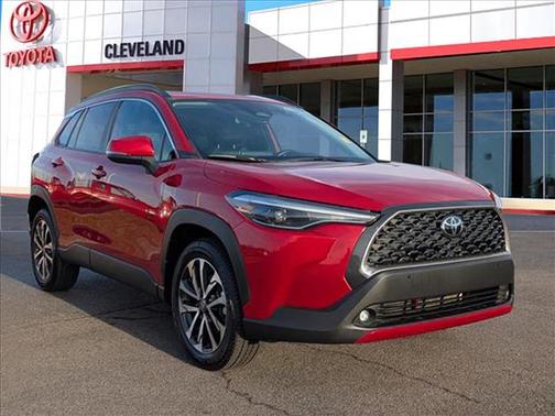 2024 Toyota Corolla Cross XLE