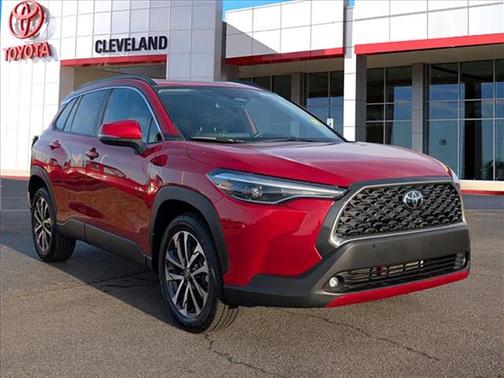 2024 Toyota Corolla Cross XLE