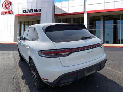 2023 Porsche Macan Macan