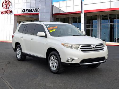 2011 Toyota Highlander SE