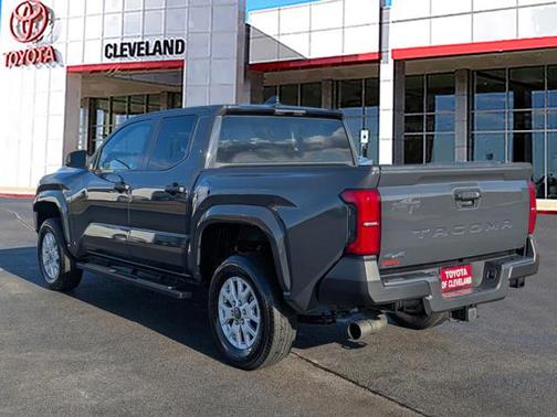 2025 Toyota Tacoma SR