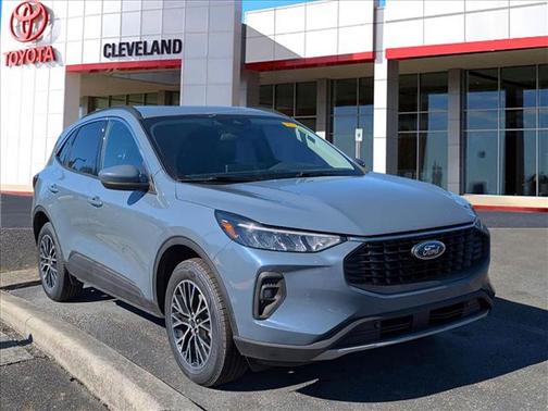 2024 Ford Escape PHEV SE