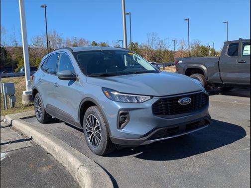 2024 Ford Escape PHEV SE