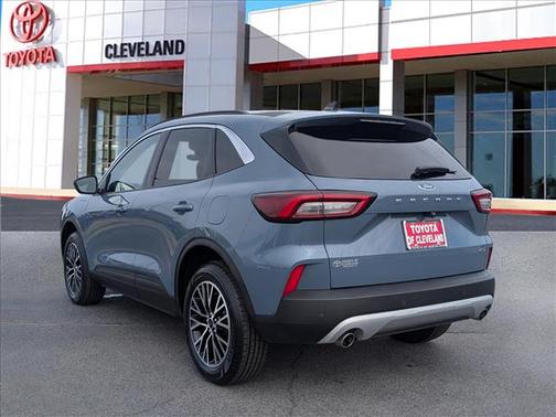 2024 Ford Escape PHEV SE