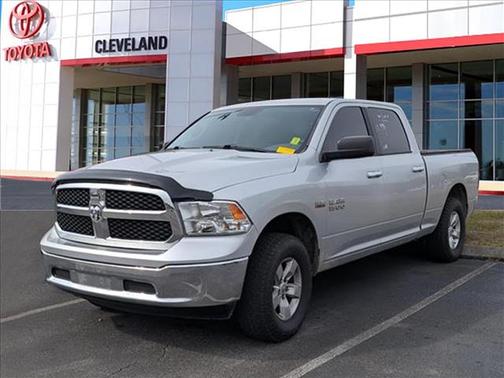 2017 RAM 1500 SLT
