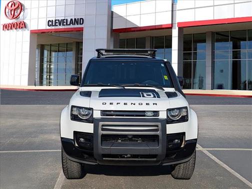 2023 Land Rover Defender 90 X-Dynamic SE