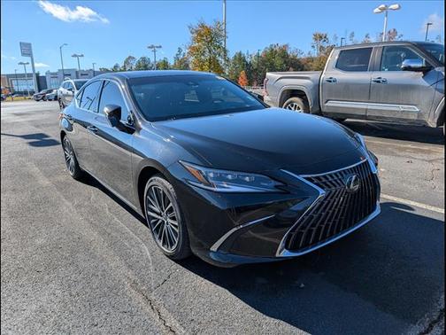 2024 Lexus ES 300h Base