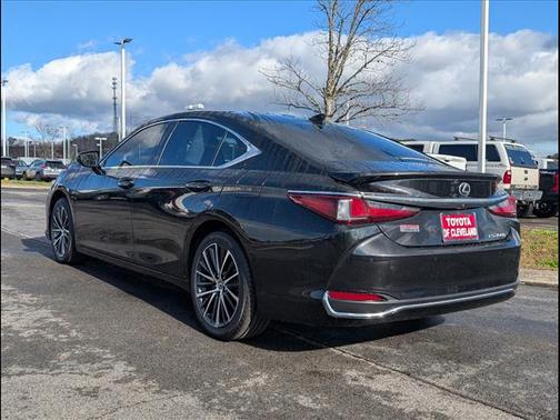 2024 Lexus ES 300h Base