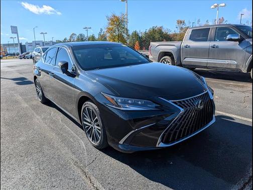 2024 Lexus ES 300h Base
