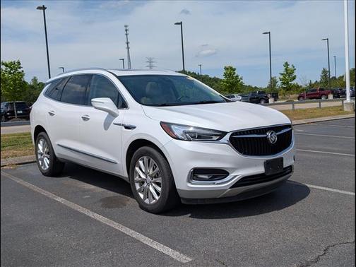 White Frost Tricoat 2018 Buick Enclave Premium