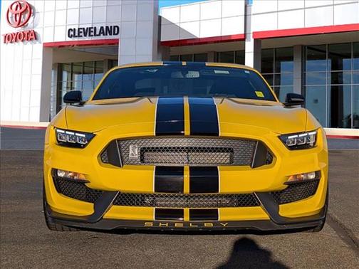 2017 Ford Shelby GT350 Base