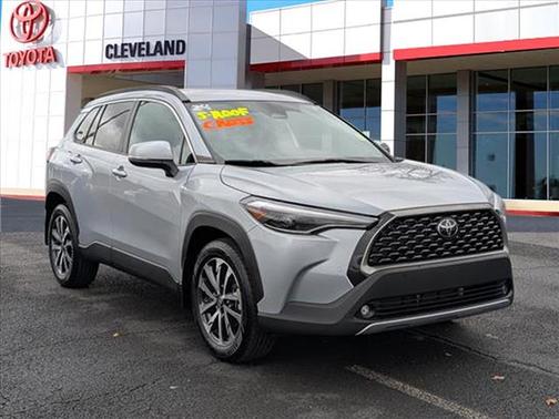2024 Toyota Corolla Cross XLE