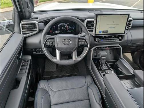 2025 Toyota Tundra Hybrid Platinum