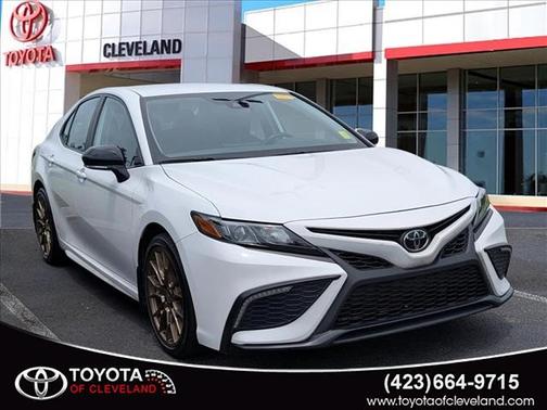 Ice Cap 2024 Toyota Camry SE