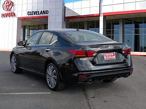 2025 Nissan Altima 2.5 SL