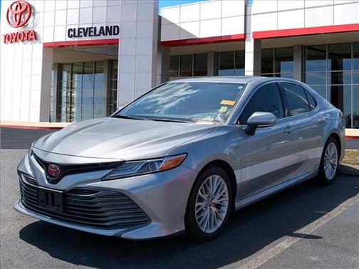 Celestial Silver Metallic 2020 Toyota Camry Hybrid XLE