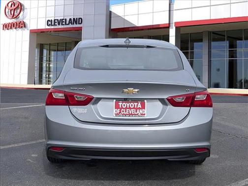 Sterling Gray Metallic 2023 Chevrolet Malibu FWD 1LT