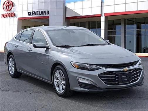 Sterling Gray Metallic 2023 Chevrolet Malibu FWD 1LT