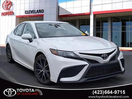 Ice Cap 2024 Toyota Camry SE