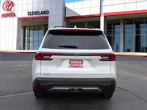 Pearl 2026 Toyota Grand Highlander Platinum