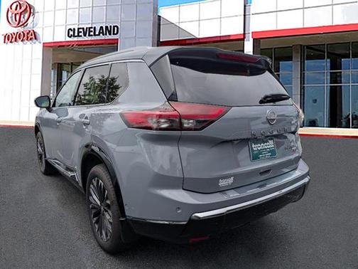 2024 Nissan Rogue Platinum