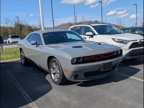 2017 Dodge Challenger SXT