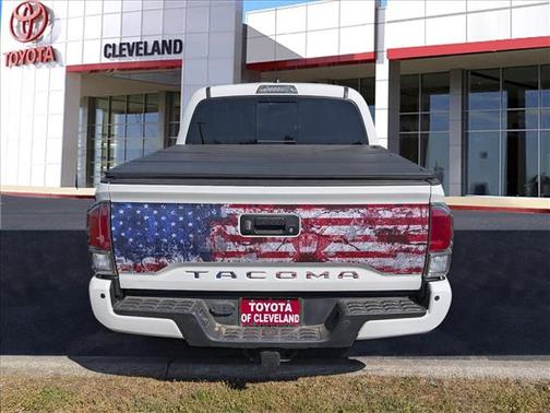 Ice Cap 2023 Toyota Tacoma TRD Sport