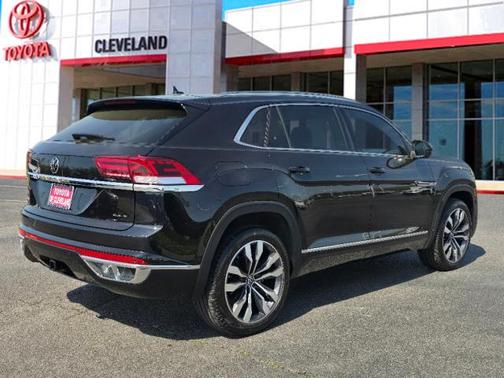 2023 Volkswagen Atlas Cross Sport 3.6L V6 SEL Premium R-Line