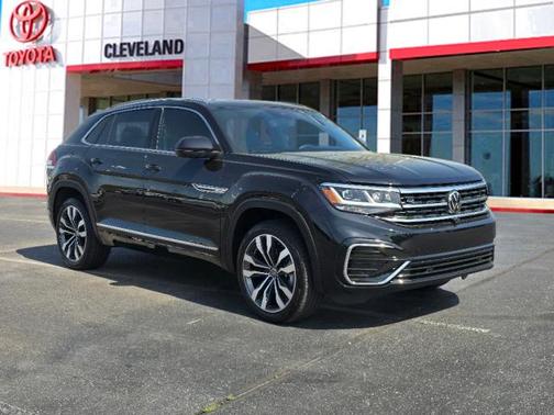 2023 Volkswagen Atlas Cross Sport 3.6L V6 SEL Premium R-Line