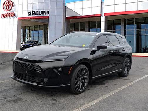 2025 Toyota Crown Signia Limited