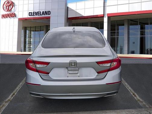Silver Metallic 2018 Honda Accord LX